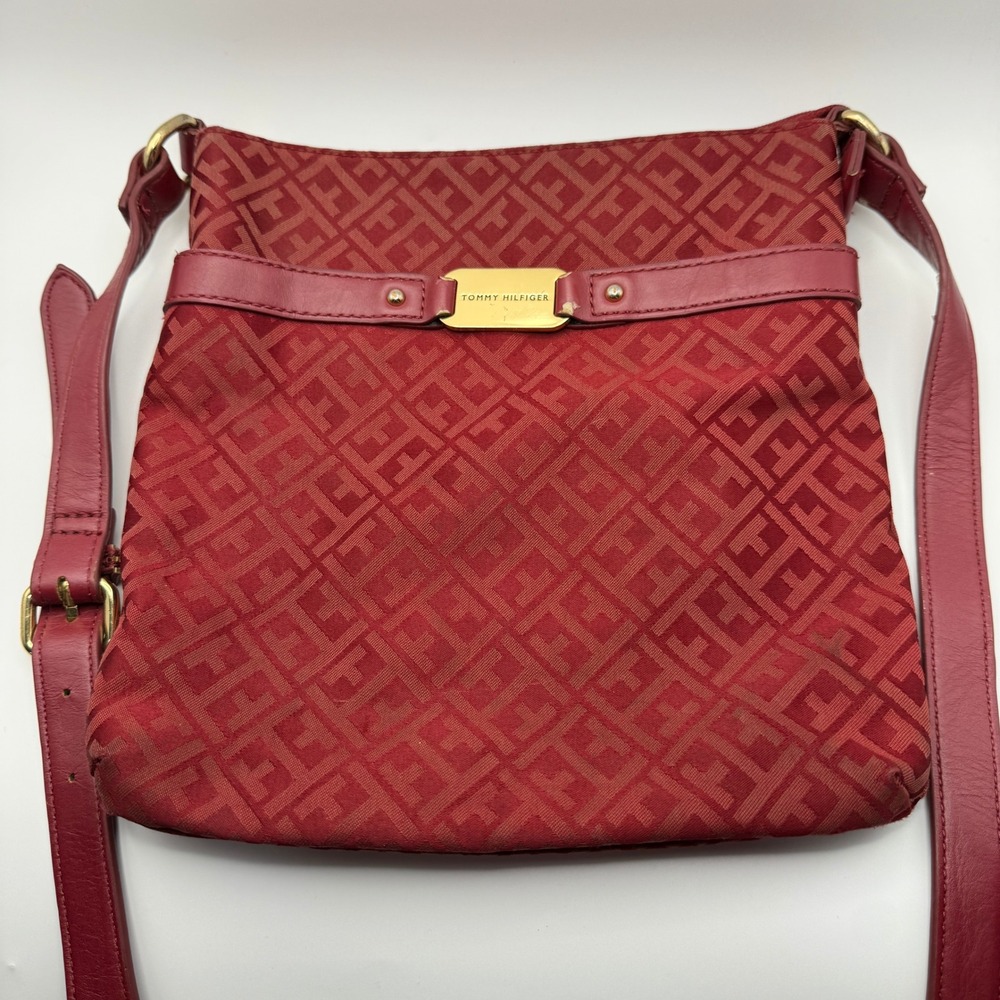 Tommy Hilfiger Red Monogram Jacquard Crossbody Bag Gold Tone Logo Plate